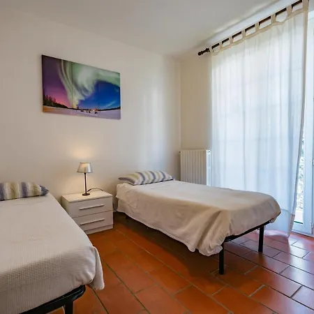 Mary Rose Apartman