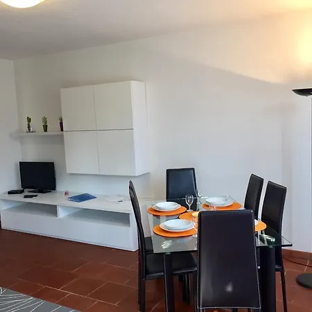 Apartamento Mary Rose *